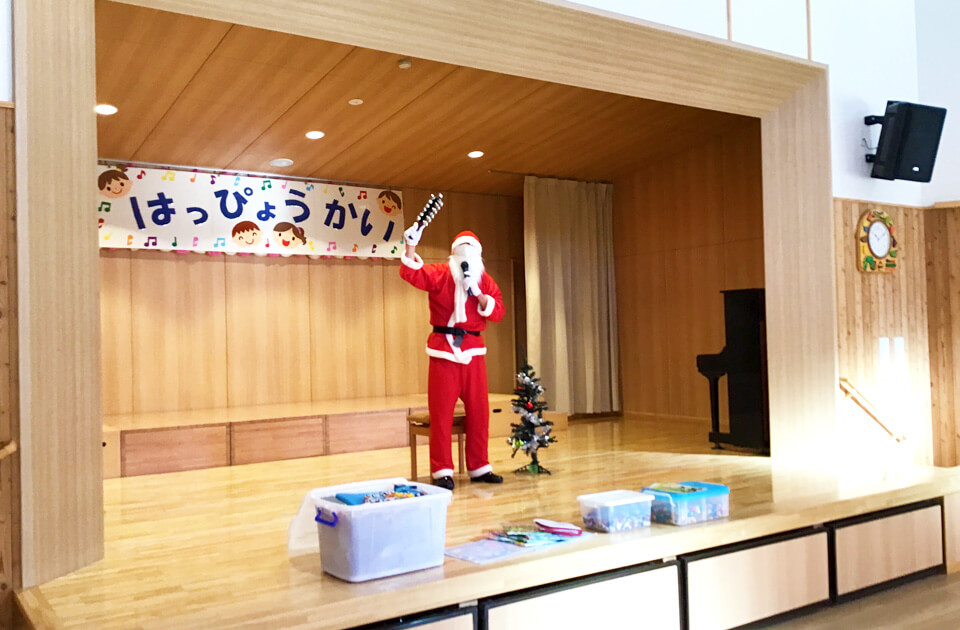 2023年12月 SuruSuスルス上陽こども園 クリスマス会の様子