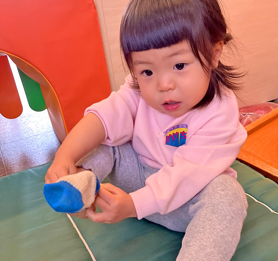 2025年11月 SuruSuスルス上陽こども園 1歳児クラスの様子の様子