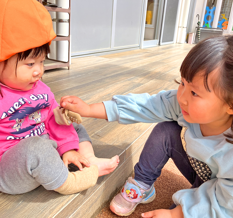 2026年4月 SuruSu上陽こども園 子ども同士の交流の様子