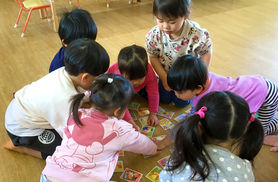 2023年1月 SuruSu祝昌こども園 お正月遊び(かるた大会)の様子