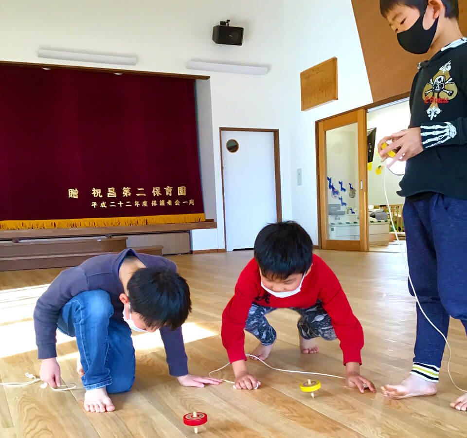 2023年1月 SuruSu祝昌こども園 お正月遊び(こあら組)の様子