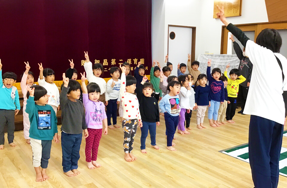 2023年11月 SuruSu祝昌こども園 交通安全教室(3歳以上児)の様子