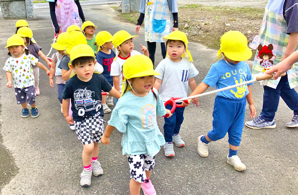 2025年6月 SuruSu祝昌こども園 散歩の様子