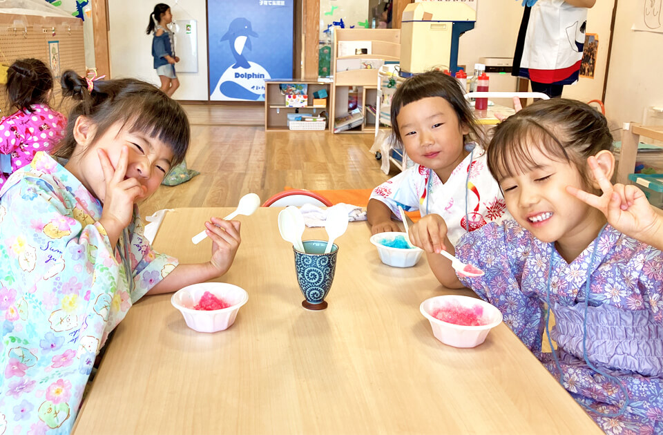 2025年8月 SuruSu祝昌こども園 かきごおりの様子